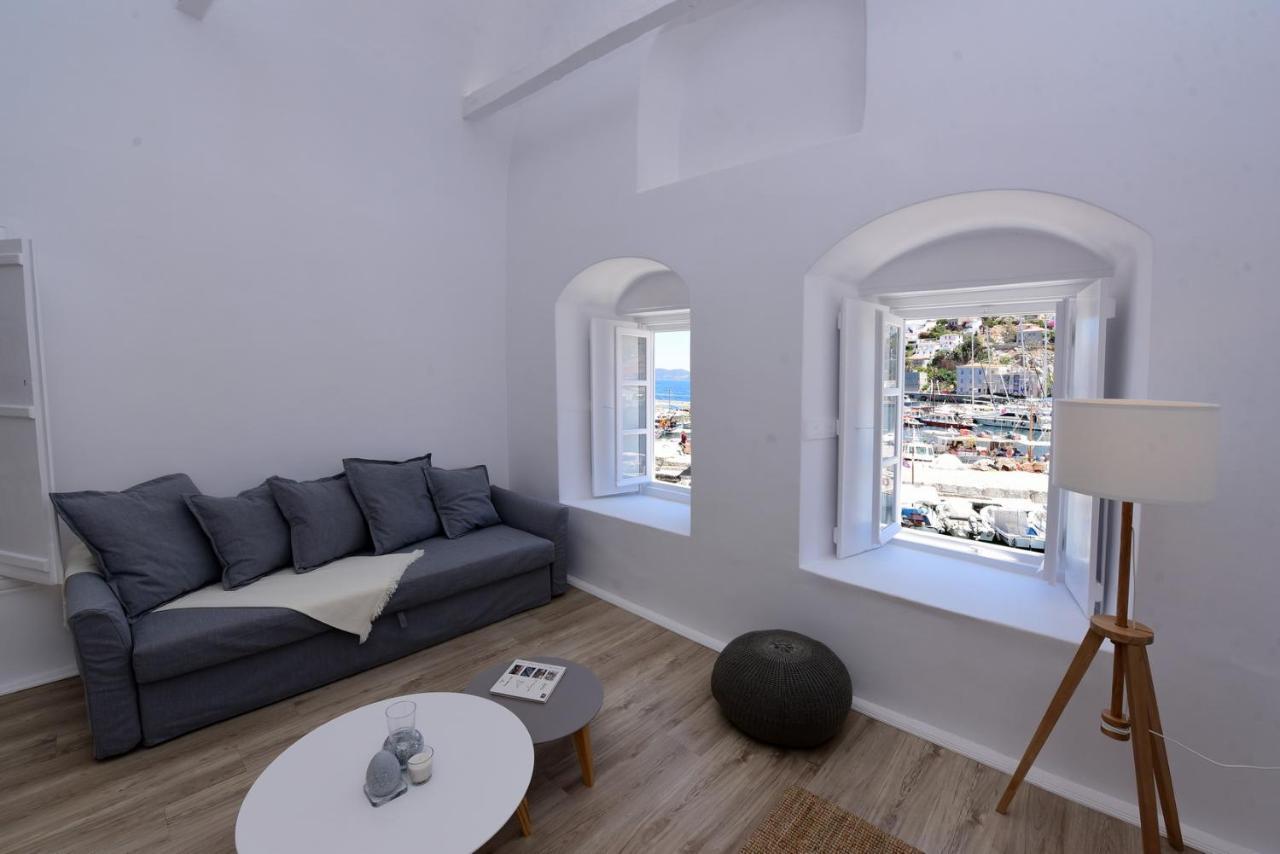 Hydra Hospitality Port Apartment Exterior photo
